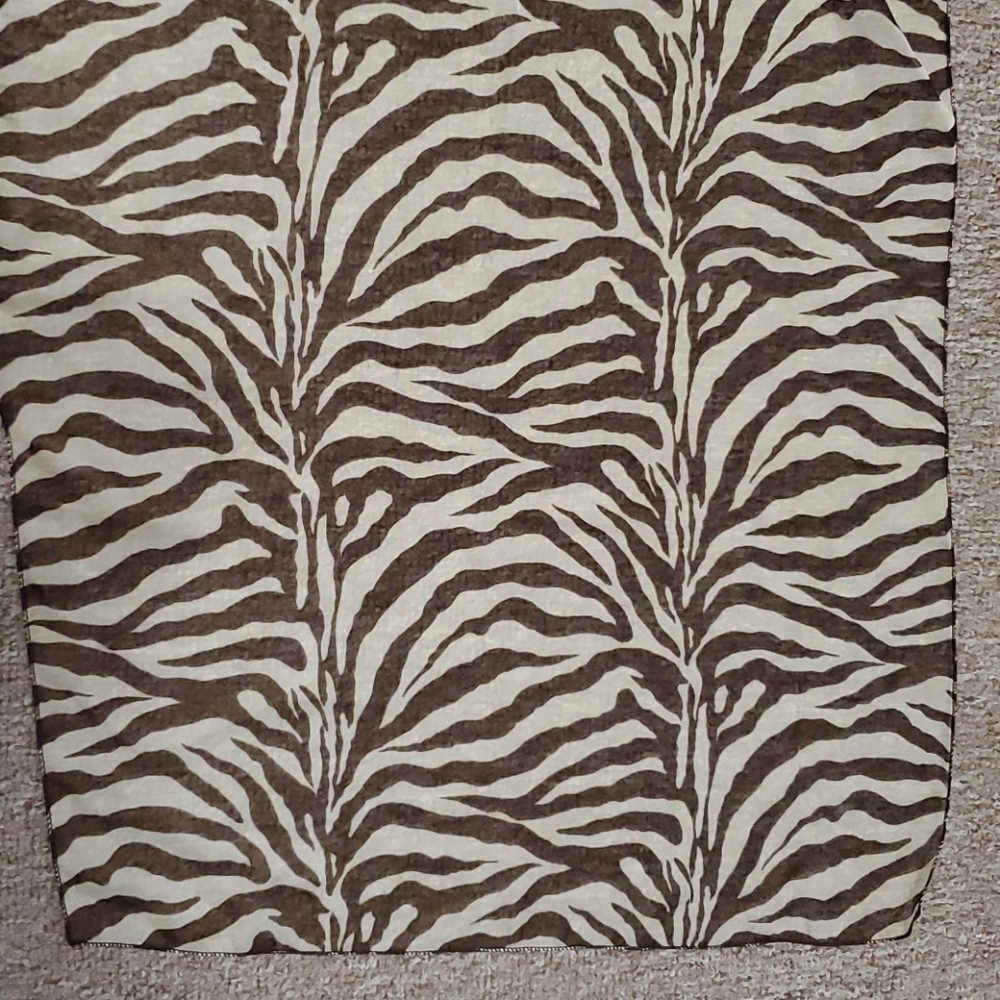 Scarf - Picture 3 of 3